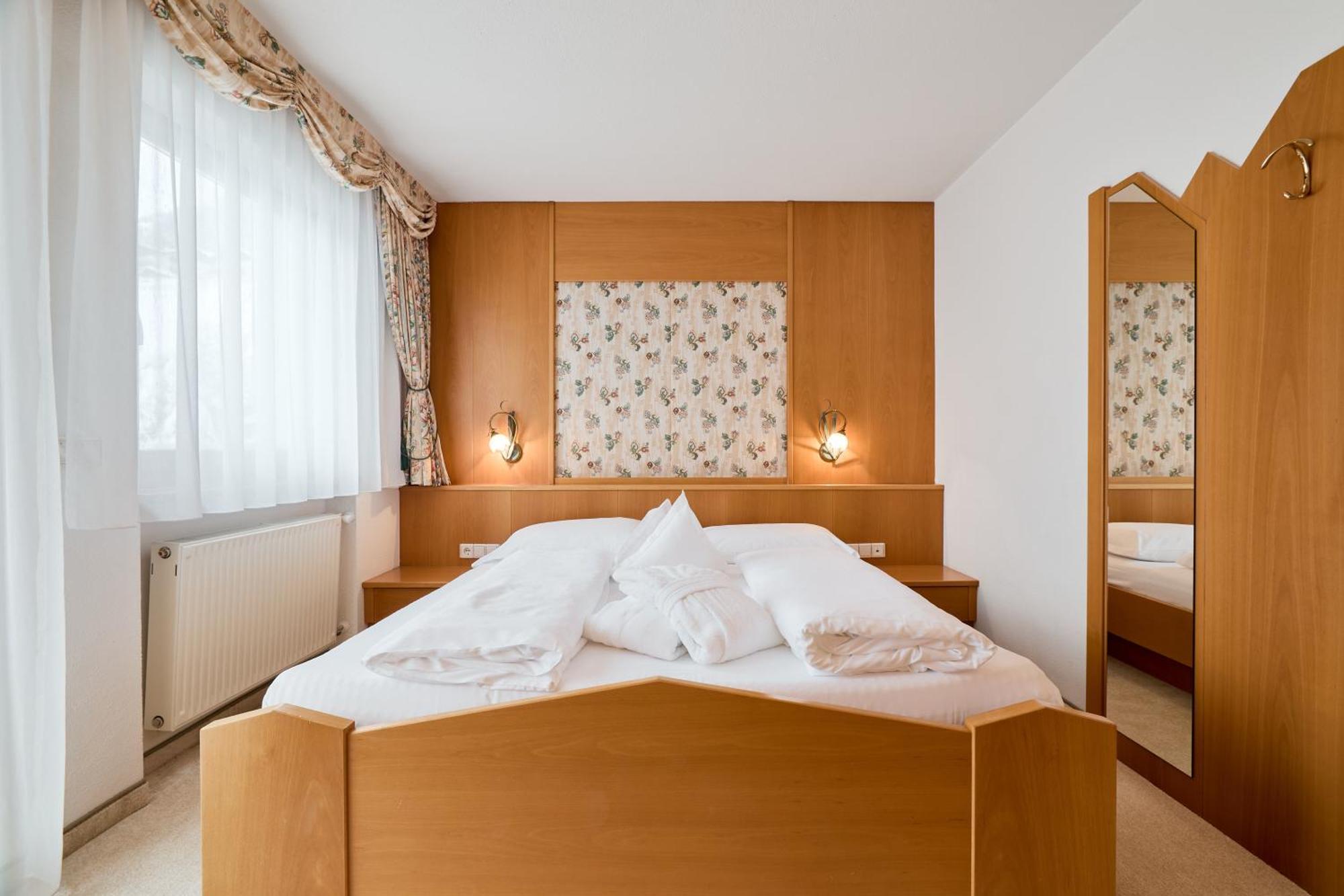 רצ'ינס Berghotel מראה חיצוני תמונה