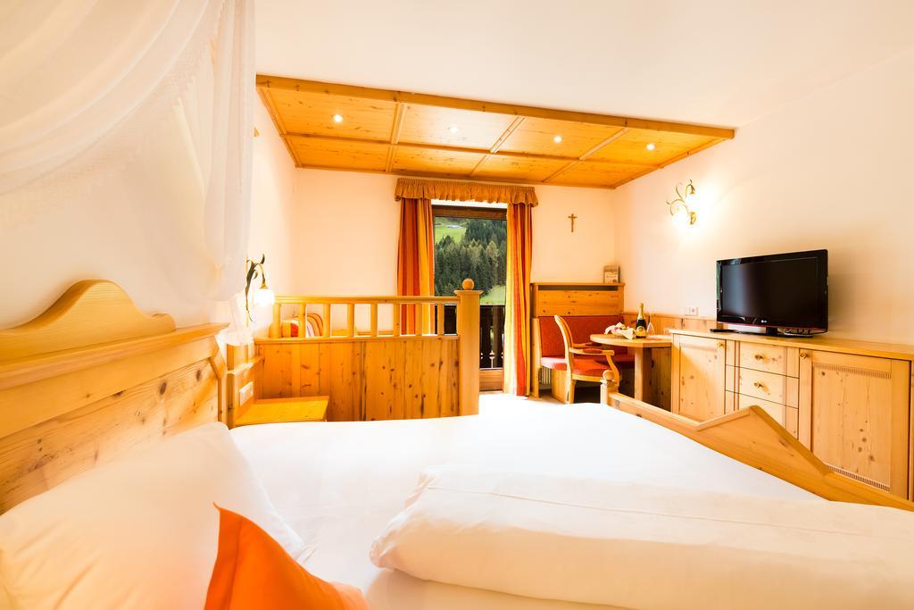 רצ'ינס Berghotel חדר תמונה